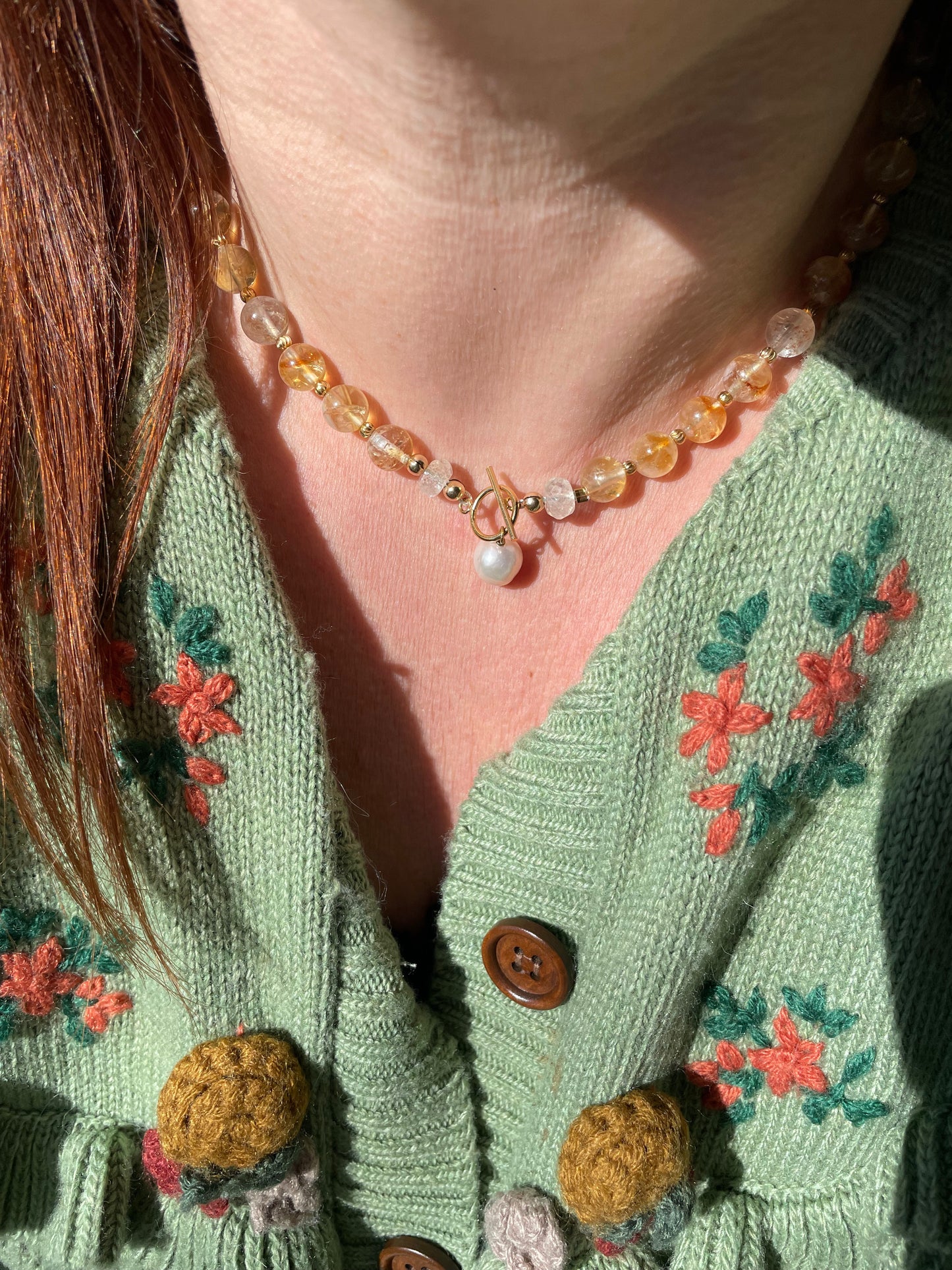 Collier Rayon d'Ostara Citrine et Perle de culture - Bijou énergie solaire