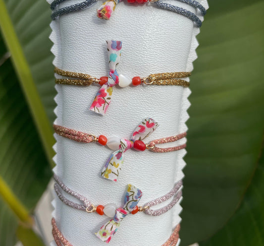 bracelet enfant corail et nacre 